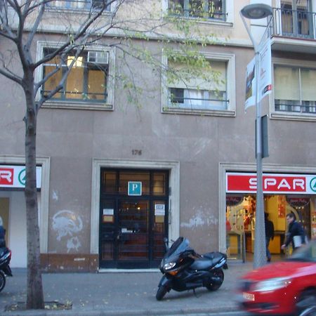 Hostal Muntaner Barcelona Exteriér fotografie