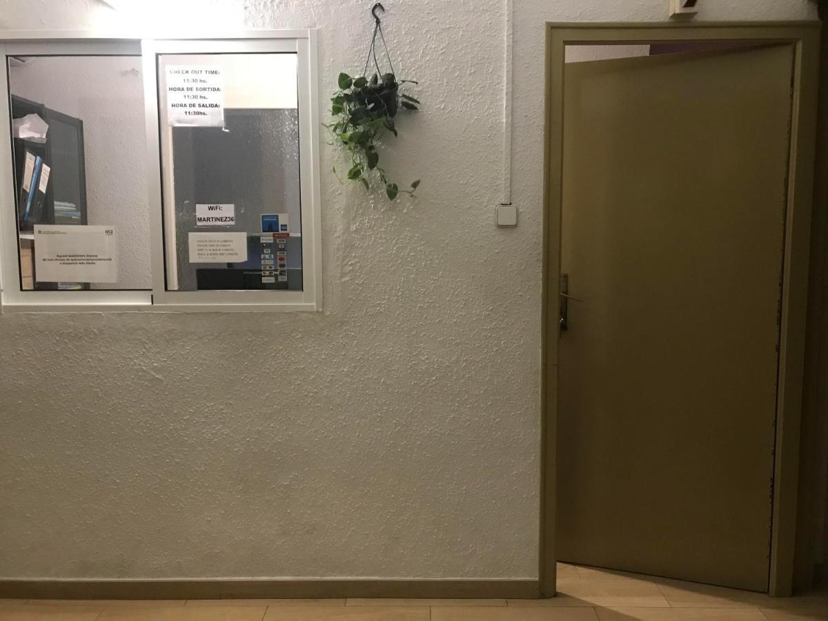 Hostal Muntaner Barcelona Exteriér fotografie