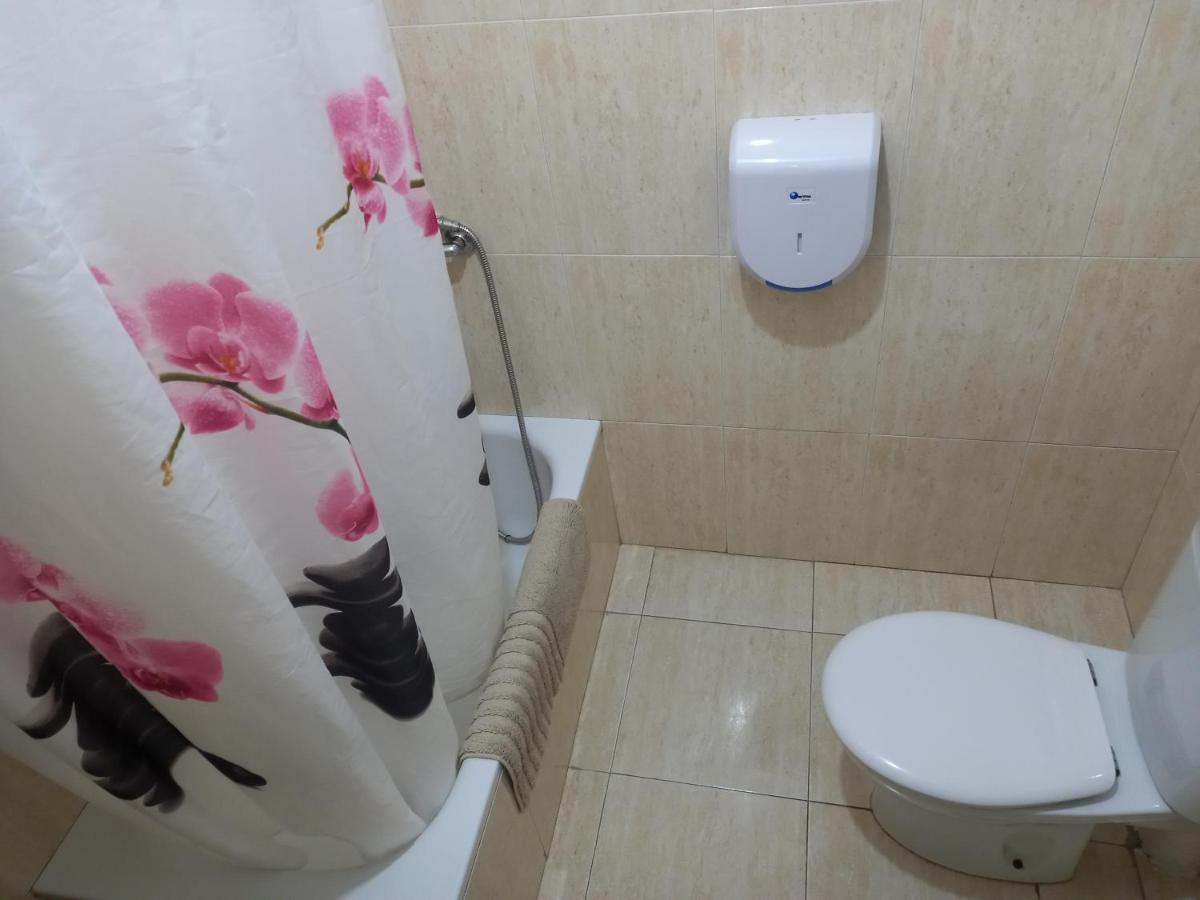 Hostal Muntaner Barcelona Exteriér fotografie
