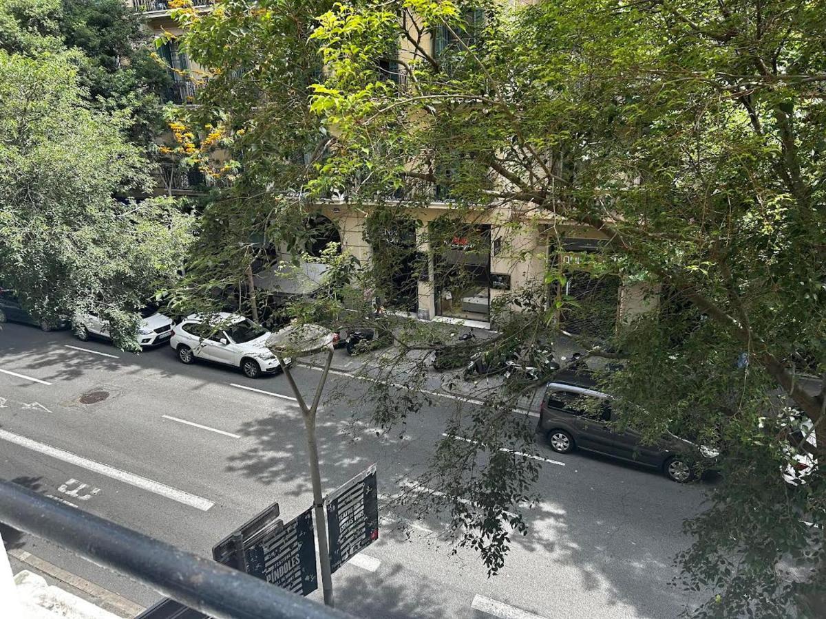 Hostal Muntaner Barcelona Exteriér fotografie