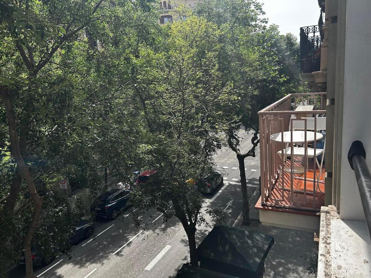 Hostal Muntaner Barcelona Exteriér fotografie